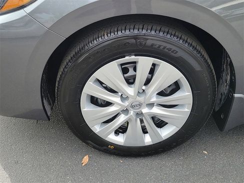 New 2025 Nissan Sentra S image 5