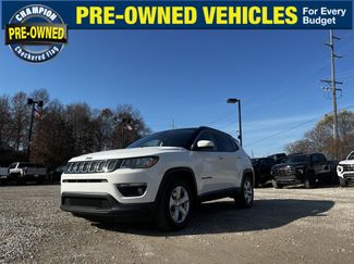 Used 2018 Jeep Compass Latitude w/ Popular Equipment Group video 2