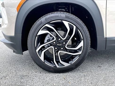 New 2026 Chevrolet TrailBlazer RS w/ Convenience Package AWD/4WD image 7