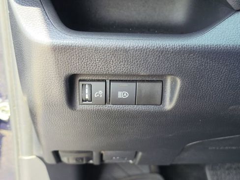 Used 2024 Toyota RAV4 XLE image 27