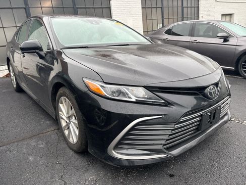 Used 2023 Toyota Camry LE FWD image 22