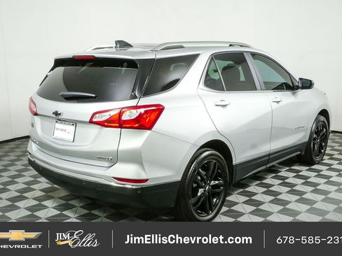 Used 2021 Chevrolet Equinox LT AWD/4WD image 3