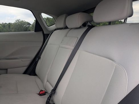 Used 2024 Hyundai Kona SEL AWD/4WD image 28