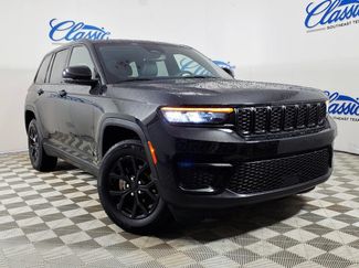 Used 2024 Jeep Grand Cherokee Altitude AWD/4WD video 1