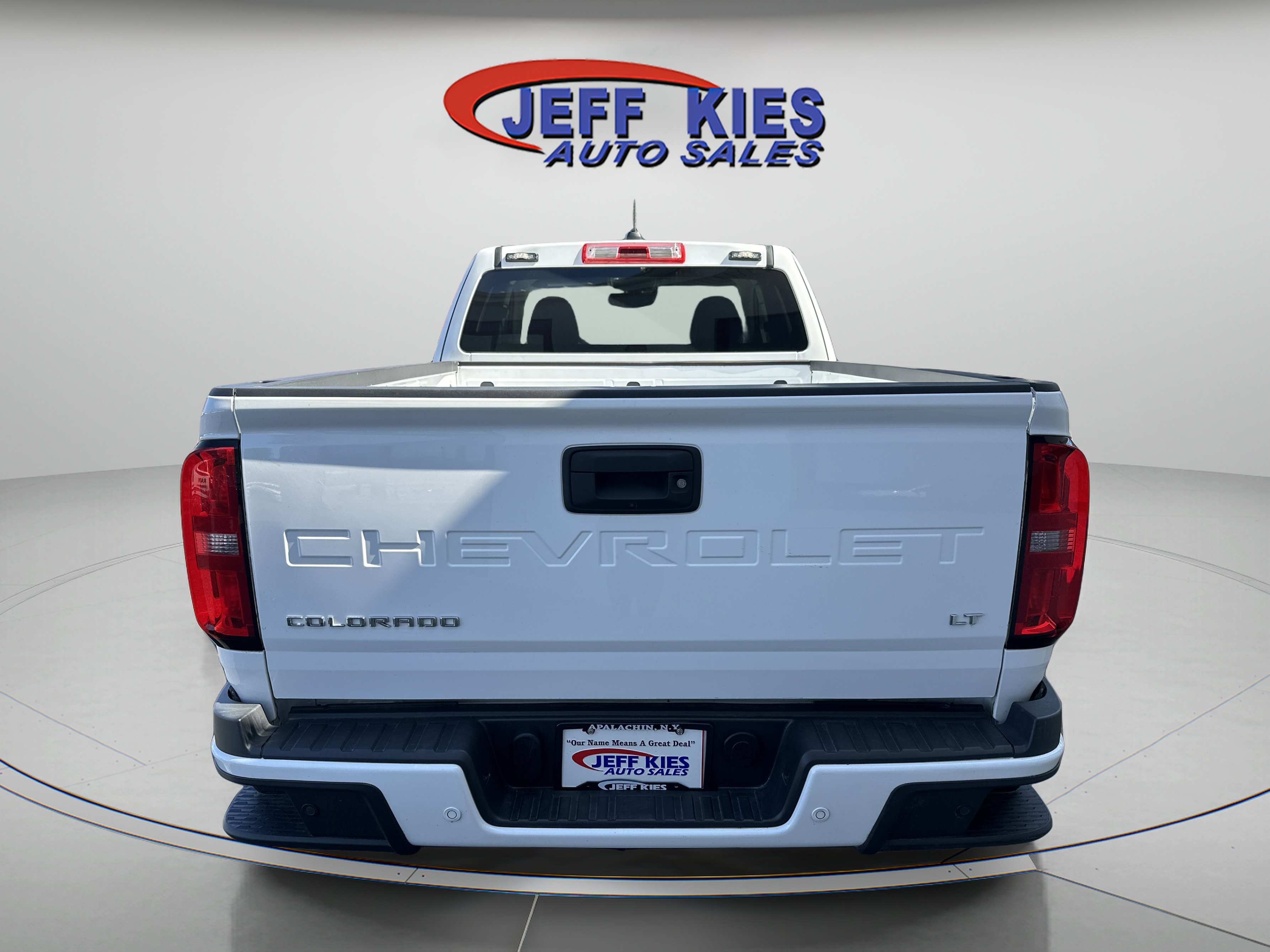 Used 2022 Chevrolet Colorado LT w/ Fleet Safety Package AWD/4WD image 6
