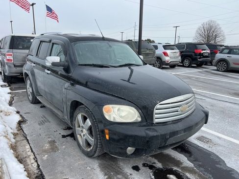 Used 2009 Chevrolet HHR LT w/ LT Preferred Equipment Group image 3