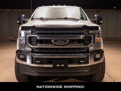 Used 2022 Ford F250 XLT w/ XLT Premium Package image 4