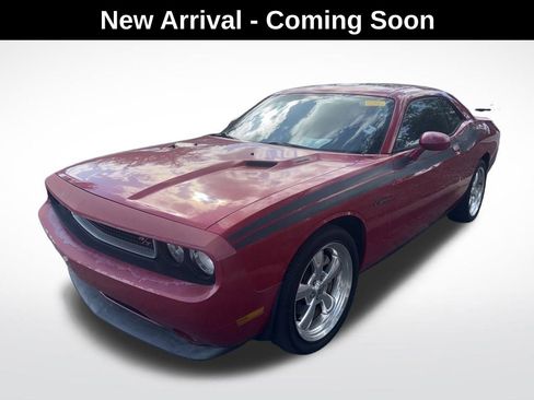 Used 2011 Dodge Challenger R/T image 1
