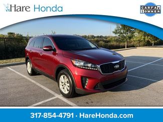 Used 2019 Kia Sorento LX image 1