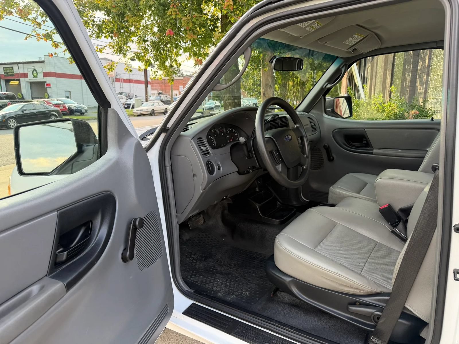 Used 2011 Ford Ranger XL RWD image 11