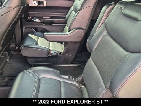 Used 2022 Ford Explorer ST w/ Equipment Group 401A AWD/4WD image 3