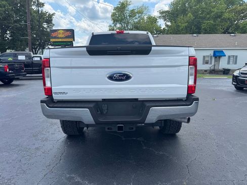 Used 2019 Ford F250 XL w/ STX Appearance Package AWD/4WD image 5