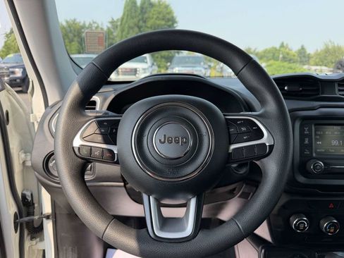 Used 2019 Jeep Renegade Sport w/ Sport Appearance Group AWD/4WD image 14