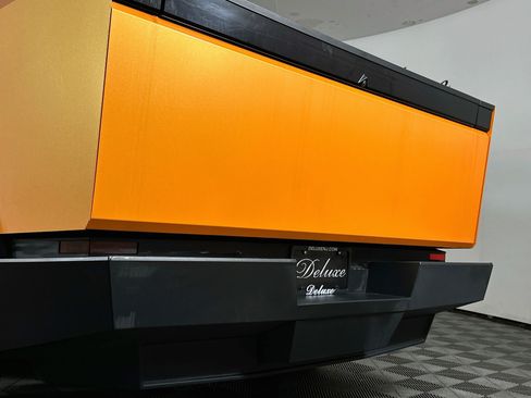Used 2024 Tesla Cybertruck AWD Crew Cab image 24