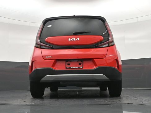 Used 2023 Kia Soul LX FWD image 26