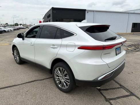 Used 2023 Toyota Venza Limited AWD/4WD image 8