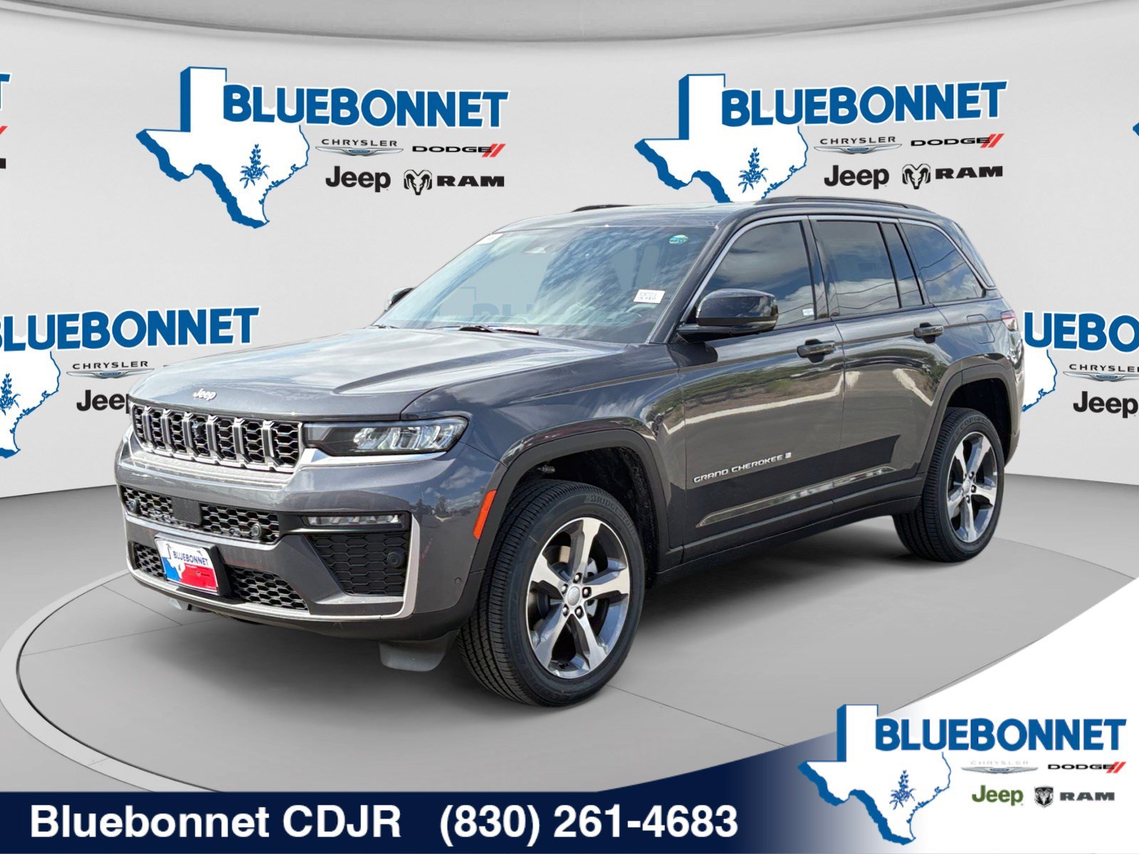 New 2026 Jeep Grand Cherokee Limited w/ Luxury Tech Group II RWD image 1