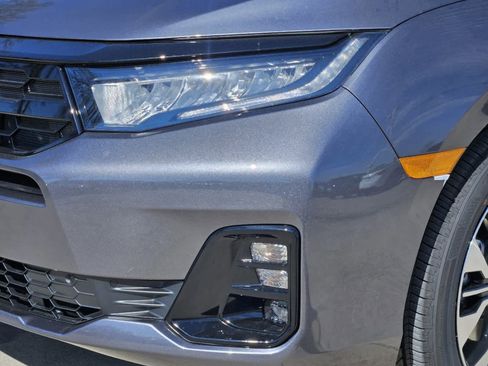 New 2026 Honda Odyssey Elite image 7