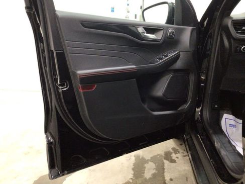 Used 2023 Ford Escape ST-Line Select w/ Tech Pack #2 image 18