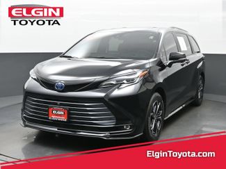 Used 2025 Toyota Sienna Platinum AWD/4WD video 1