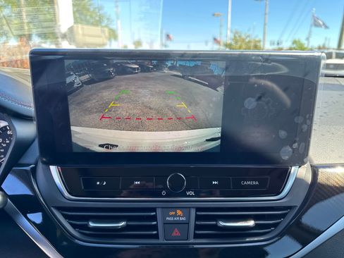 New 2025 Nissan Altima 2.5 SR image 19