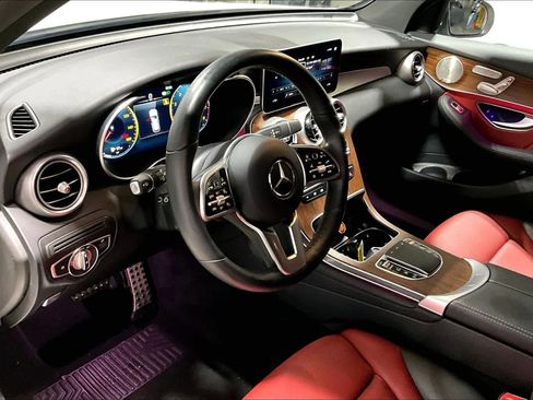 Used 2021 Mercedes-Benz GLC 300 4MATIC image 18