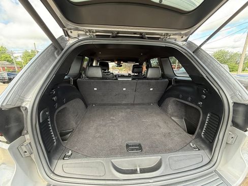 Used 2019 Jeep Grand Cherokee Altitude AWD/4WD image 27