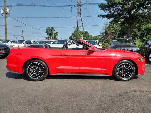Used 2022 Ford Mustang Premium RWD image 13