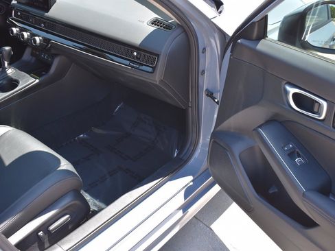 Used 2024 Honda Civic Touring image 16