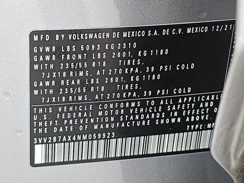 Certified 2022 Volkswagen Tiguan SE w/ Panoramic Sunroof Package image 36