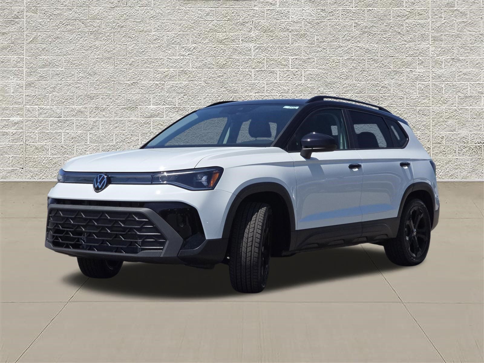 New 2026 Volkswagen Taos SE AWD/4WD image 3