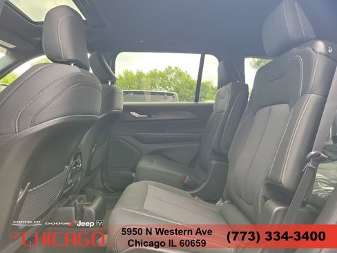 New 2026 Jeep Grand Cherokee L 4WD image 9