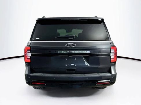Used 2022 Ford Expedition Limited AWD/4WD image 5