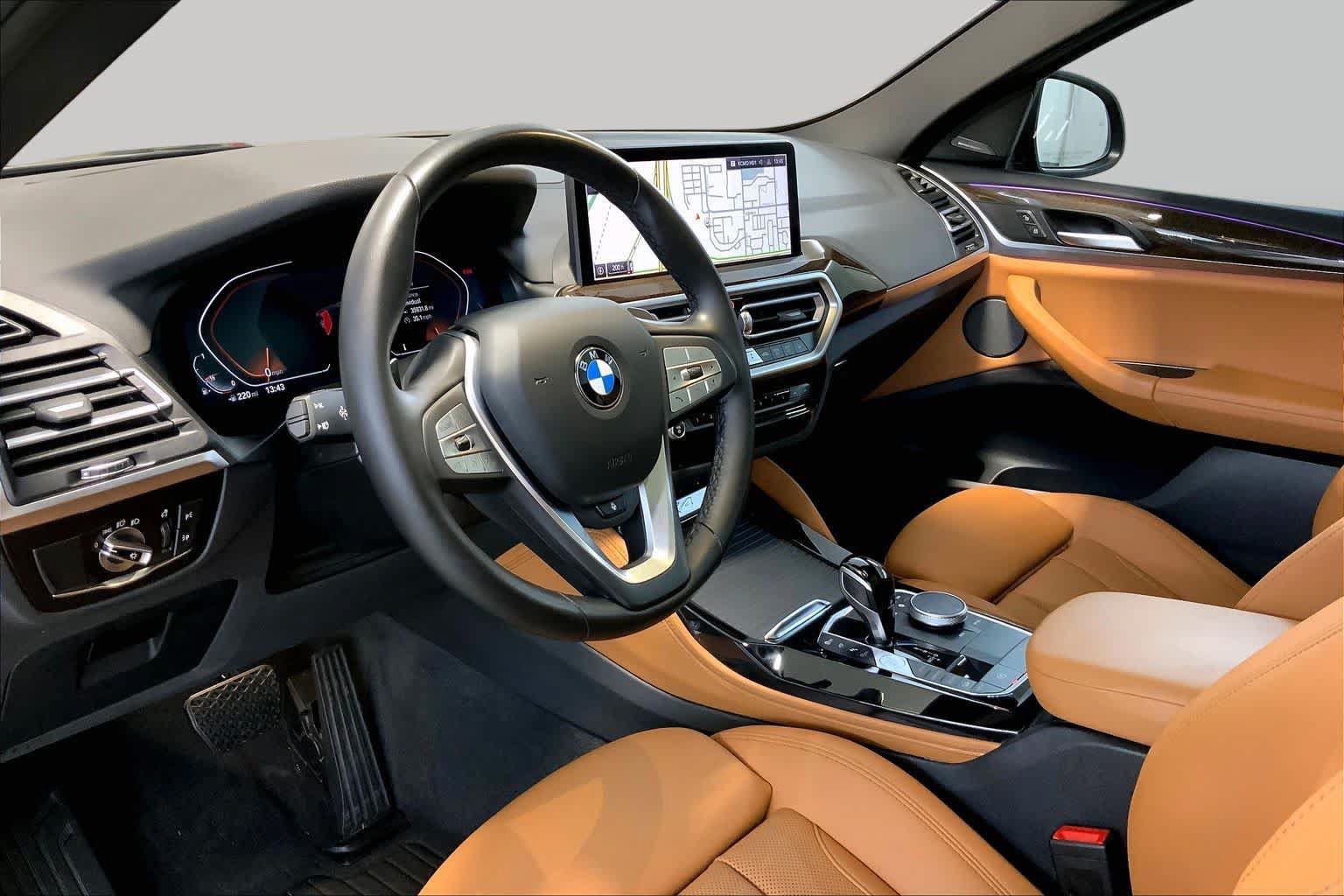 Used 2024 BMW X4 xDrive30i w/ Premium Package AWD/4WD image 17