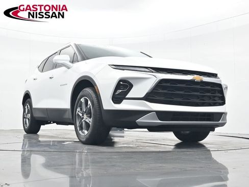 Used 2023 Chevrolet Blazer LT w/ Convenience Package image 35