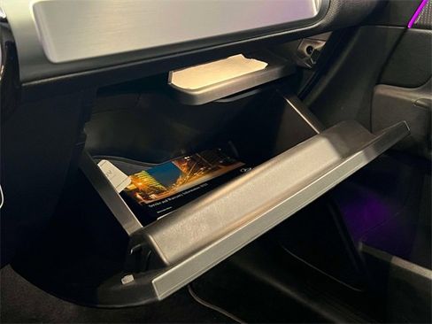 Certified 2021 Mercedes-Benz GLB 250 4MATIC image 34