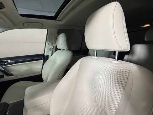 Used 2023 Lexus GX 460 Premium AWD/4WD image 20