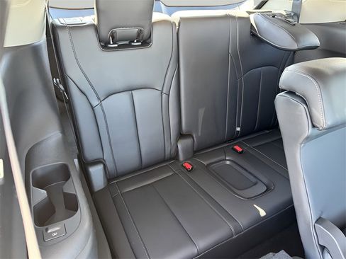 Used 2024 INFINITI QX60 Luxe image 34