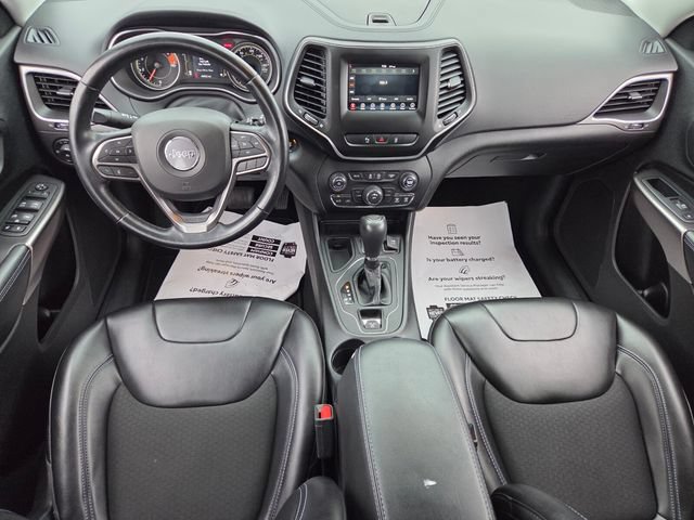 Used 2021 Jeep Cherokee Latitude Plus FWD image 10