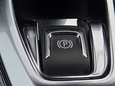 New 2026 Chevrolet Trax LT FWD image 19
