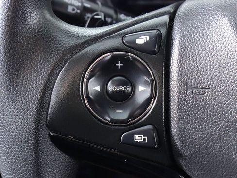 Used 2019 Honda HR-V EX image 12