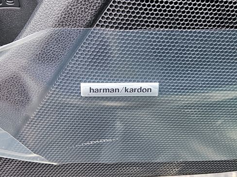 New 2025 Subaru Crosstrek 2.5i Limited image 8