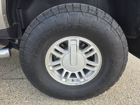 Used 2006 HUMMER H3 AWD/4WD image 38