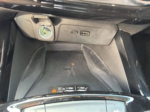 Used 2024 Chevrolet Trax ACTIV w/ Sunroof Package FWD image 10