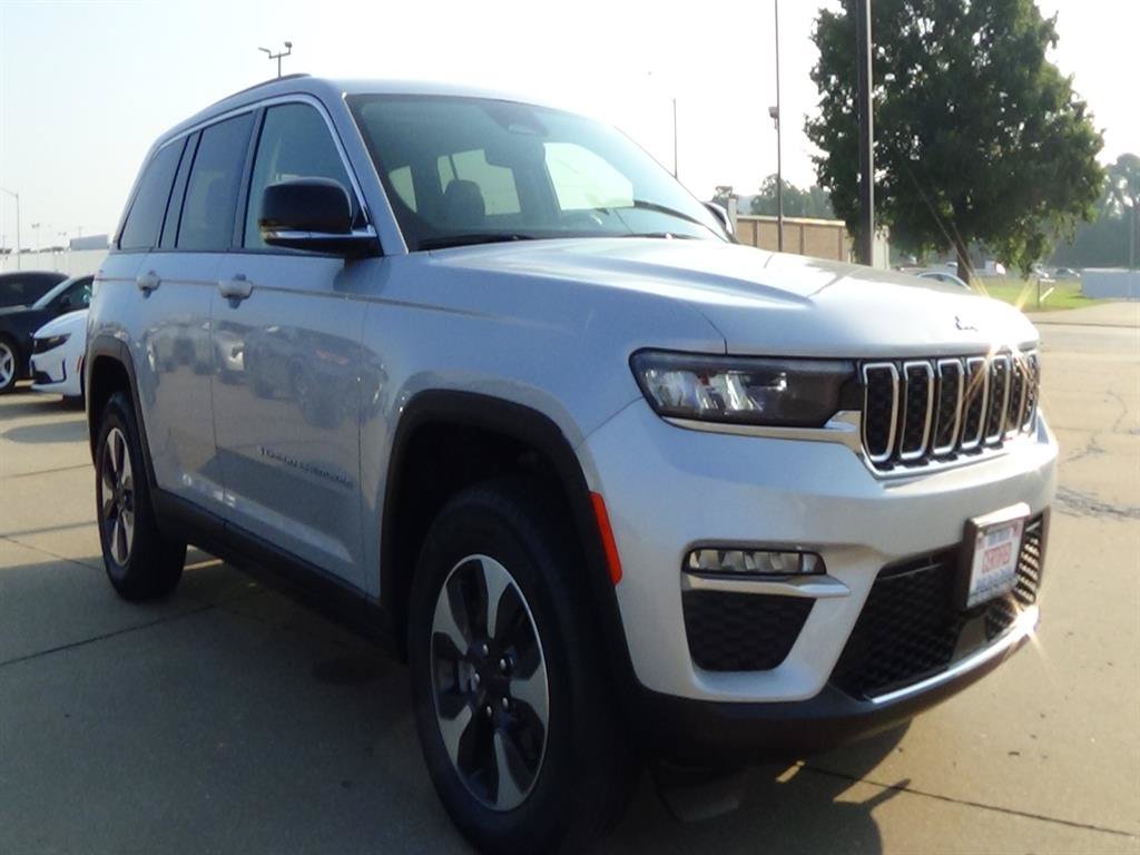 Certified 2023 Jeep Grand Cherokee 4WD 4xe image 4