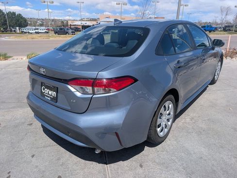 Used 2022 Toyota Corolla LE FWD image 7