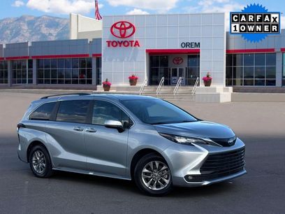 Used 2025 Toyota Sienna XLE