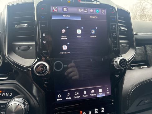 Used 2025 RAM 1500 Limited w/ Body Color Bumper Group image 28