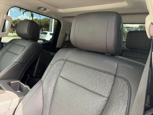 Used 2023 Toyota Tundra Limited AWD/4WD image 12
