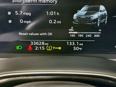 Used 2025 Audi Q7 3.0T Premium Plus AWD/4WD image 13